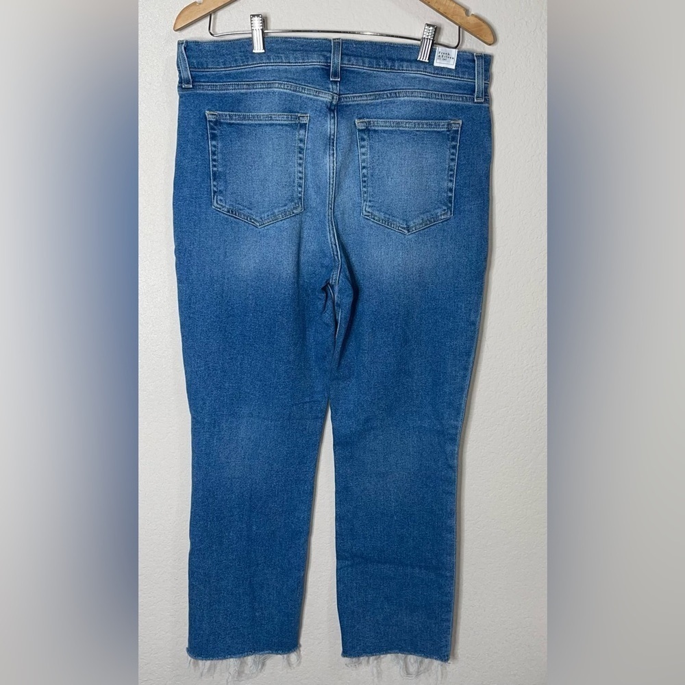 Frank & Eileen CORK Everyday Jean Straight Leg
Denim Size: 32 - Picture 6 of 15